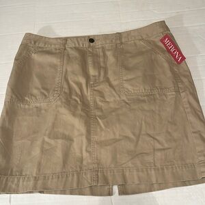 Merona knee length skirt